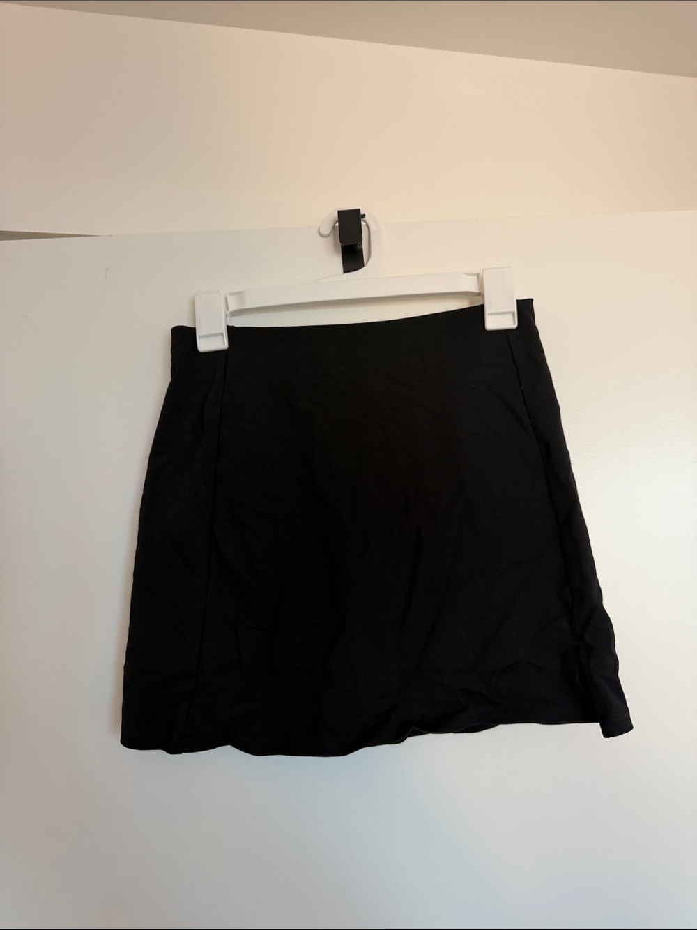 American Eagle Outfitters Black Mini Skirt - Straight Cut